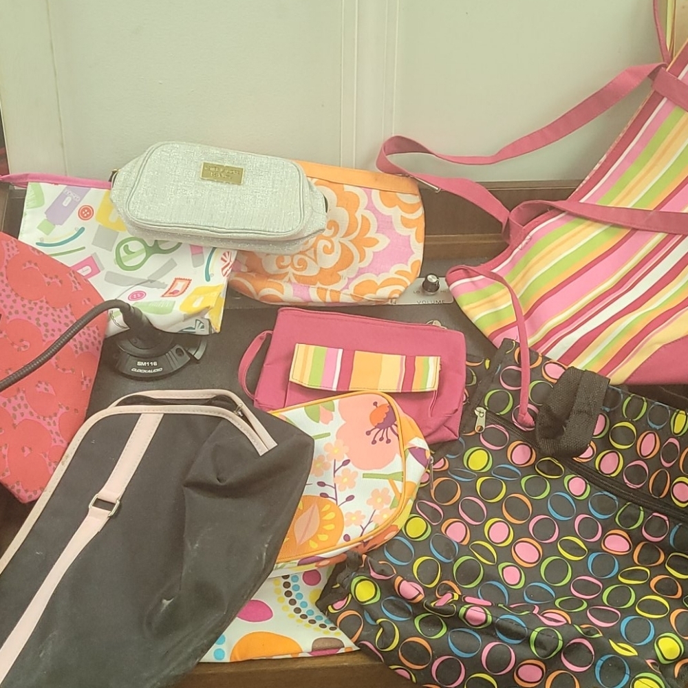 Lot of 10 pass womens